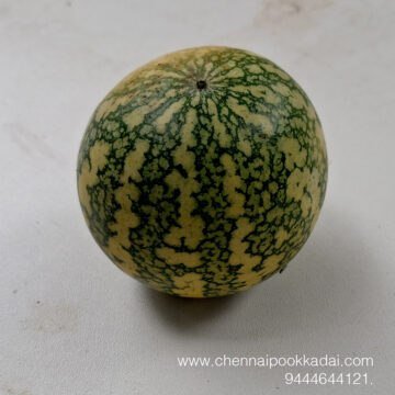 குமட்டிக்காய் பல பரிகாரங்களில் பயன்படுத்தப்படுகிறது, முக்கியமாக கண் திருஷ்டி, தீய சக்திகளை விரட்டவும், மற்றும் சில உடல் உபாதைகளுக்கும் இது உதவுகிறது. இது மாரியம்மன் கோவிலில் மாரியம்மனுக்கு காணிக்கையாகவும், உடல் நோய்களுக்கு மருந்தாகவும் பயன்படுகிறது